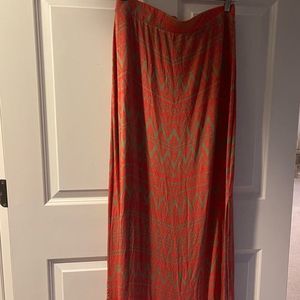 Women’s Apt 9 Maxi tribal skirt size M